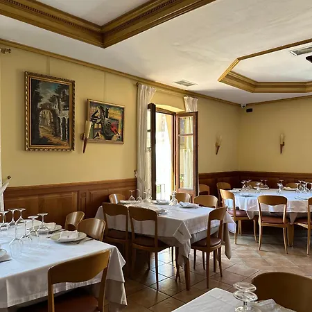 Πανσιόν Restaurante Boccalino León