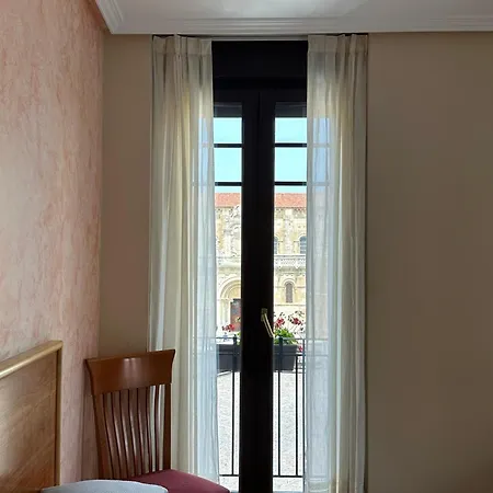 Restaurante Boccalino Pensión León